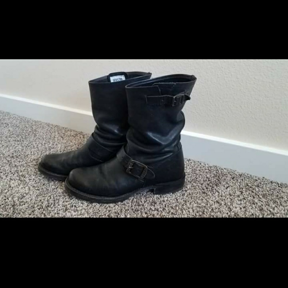 Frye Veronica Short slouch